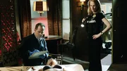 Ein weiterer Mordfall besch&auml;ftigt das CSI-Team: Jena Mackin (Allison McAtee, lieg.) wurde erschossen. Catherine (Marg Helgenberger) und c untersuchen den Tatort.