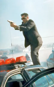 John Travolta als Sean Archer / 'Castor'