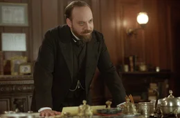 Der unkorrumpierbare Kommissar Uhl (Paul Giamatti) ger&auml;t zwischen alle Fronten ...