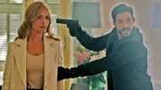 Dede (Neet Mohan) bricht in die Villa ein und nimmt Maria (Joséphine de La Baume) als Geisel. Können die Ermittler das Leben der jungen Frau retten?