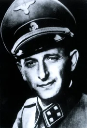Adolf Eichmann (1906-1962), SS-Obersturmbannführer und Sachbearbeiter. Adolf Eichmann (1906-1962), SS-Obersturmbannführer und Sachbearbeiter.