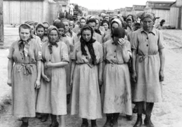 Arbeitssklaven f&uuml;r die deutsche R&uuml;stungsindustrie: Neben dem Vernichtungslager Auschwitz-Birkenau gab es in der Umgebung 50 Au&szlig;enlager und gro&szlig;e Industrieanlagen in Monowitz.