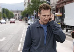 Alistair Little (Liam Neeson).