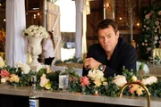 Hugh Knight (Rodger Corser) Hugh Knight (Rodger Corser)