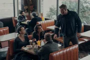 L-R: Frances Neagley (Maria Sten), Karla Dixon (Serinda Swan), David O'Donnell (Shaun Sipos), Jack Reacher (Ian Ritchson) L-R: Frances Neagley (Maria Sten), Karla Dixon (Serinda Swan), David O'Donnell (Shaun Sipos), Jack Reacher (Ian Ritchson)