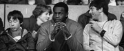 Justin Fashanu, ehemaliger englischer Profi-Fu&szlig;baller auf Trib&uuml;ne