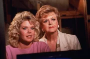 Jessica Fletcher (Angela Lansbury, r.)