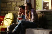 NELLA FOTO, DA SINISTRA: ATTICUS SHAFFER (BRICK HECK), EDEN SHER (SUE HECK) NELLA FOTO, DA SINISTRA: ATTICUS SHAFFER (BRICK HECK), EDEN SHER (SUE HECK)
