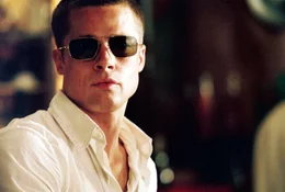 John Smith (Brad Pitt) geh&ouml;rt wie seine Frau zu den gef&auml;hrlichsten Auftragskillern der Welt. Als die beiden von ihren Organisationen aufeinander angesetzt werden, &uuml;berschlagen sich die Ereignisse.  +++ Die Verwendung des sendungsbezogenen Materials ist nur mit dem Hinweis und Verlinkung auf RTL+ gestattet. +++