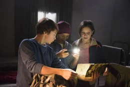 L-R: Julian (Marinus Hohmann), Dick (Ron Antony Renzenbrink) und George (Allegra Tinnefeld)