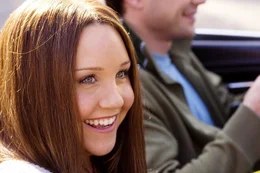 Um in derselben Studentenverbindung wie ihre verstorbene Mutter angenommen zu werden, l&auml;sst sich die patente und warmherzige Sydney White (Amanda Bynes) zun&auml;chst ordentlich schikanieren. Doch dann verb&uuml;ndet sie sich mit sieben Au&szlig;enseitern, um das Uni-Leben zu revolutionieren ...