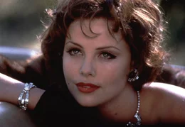 Gwen Sunday (Charlize Theron)