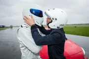The Stig (l.), James Blunt.