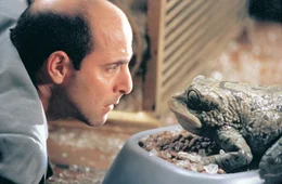 Der arrogante Bandenchef Arthur Herk (Stanley Tucci) und die psychedelische Kr&ouml;te richten jede Menge &Auml;rger an ...