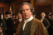 Als der vermeintliche M&ouml;rder bereits im Kerker sitzt, traut der verwitwete Gesch&auml;ftsmann Antoine Richis (Alan Rickman, M.) dem Frieden jedoch nicht. Er vermutet, dass die Jagd nach jungen Frauen noch nicht vor&uuml;ber ist.
