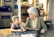 Erik Per Sullivan (Dewey), Bea Arthur (Mrs. White).