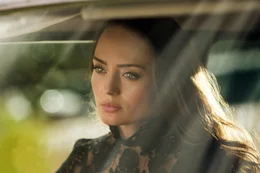 Viviane Wembly (Laura Haddock)