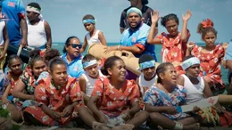 Traditionelle T&auml;nze und Ges&auml;nge sind Unterrichtsstoff f&uuml;r die Schulkinder in St. Pauls auf Moa Island.
