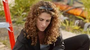 Das Opfer wurde mit einem G&uuml;rtel erdrosselt. Detective Bonasera (Melina Kanakaredes) setzt alles daran, den M&ouml;rder dingfest zu machen.