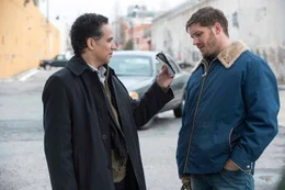 John Ortiz as &Ograve;Detective Torres&Oacute; and Tom Hardy as &Ograve;Bob&Oacute; in THE DROP.     Photo by Barry Wetcher.     Copyright &copy; 2014 Twentieth Century Fox.
