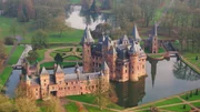 Das Kasteel de Haar ist das größte und prächtigste Schloss der Niederlande und ein Wunderwerk mittelalterlicher Ingenieurskunst.