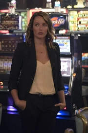 Kate Miller (Sarah Dumont)