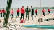 Für die Kommissare Joost (Nike Fuhrmann) und Pöhlmann (Dominic Boeer) ist Trainer Gustav Haller (Michael Schenk) besonders verdächtig. Hat er die Tote gepusht, bis sie nicht mehr konnte?