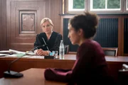 Vor Gericht: Staatsanwältin Judith Schrader (Nadja Uhl) hört die wichtigste Zeugin Leyla Sharif (Sabrina Amali).
