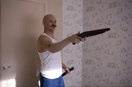 Charles Bronson (Tom Hardy)