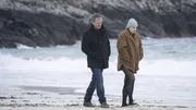 Jimmy Perez (Douglas Henshall, l.) glaubt, dass Merran (Shona McHugh, re.) mehr weiß als sie gesagt hat.