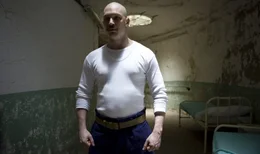 Charles Bronson (Tom Hardy)