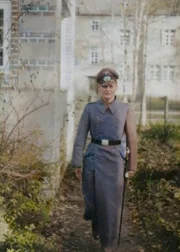 Hans Joachim Martius kämpfte als Leutnant der 6. Armee im Kessel von Stalingrad. Im Film wird aus seinen Briefen an seine Mutter zitiert, in denen er den Vormarsch und die Kämpfe schilderte.