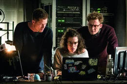 L-R: Luke (Til Schweiger), Nicki Kasulke (Anne Sch&auml;fer), Theo (Matthias Schweigh&ouml;fer)