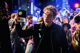 Theo (Matthias Schweigh&ouml;fer)