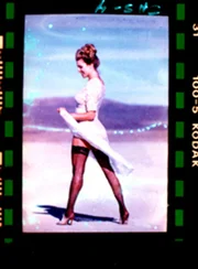 Altes Bild einer l&auml;chelnden Frau