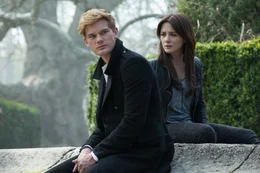 L-R: Daniel (Jeremy Irvine); Luce (Addison Timlin)