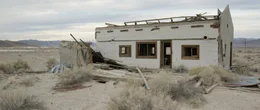 Verlassenes Haus in der N&auml;he von Tecopa, 15. Januar 2022.  +++ Die Verwendung des sendungsbezogenen Materials ist nur mit dem Hinweis und Verlinkung auf RTL+ gestattet. +++