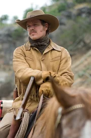 Der junge Texas Ranger LaBoeuf (Matt Damon) ist ziemlich von sich &uuml;berzeugt, bis er auf ein blitzgescheites 14-j&auml;hriges M&auml;dchen st&ouml;&szlig;t, das alles und jeden infrage stellt ...