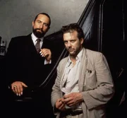 L-R: Louis Cyphre (Robert De Niro) und Harry Angel (Mickey Rourke)