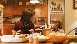 Rachel Weisz (Abigail Salmon), Christian Thomas Ashdale (Buckley Salmon).