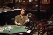 Hat die Pokerrunde verloren und muss seine Entdeckung für sich behalten: Mike (James Denton) ...