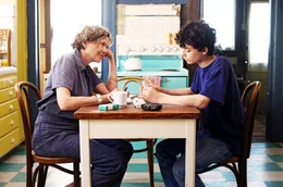 Dorothea (Annette Bening) hat ein besonderes Verh&auml;ltnis zu ihrem Sohn Jamie (Lucas Jade Zumann).