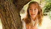 "Mein Nachname war Salmon, also Lachs, wie der Fisch; Vorname Susie (Saoirse Ronan). Ich war vierzehn, als ich am 6. Dezember 1973 ermordet wurde."