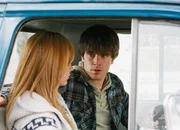 Ty macht Amy Mut: Amber Marshall als Amy Fleming, Graham Wardle als Ty Borden. Ty macht Amy Mut: Amber Marshall als Amy Fleming, Graham Wardle als Ty Borden.