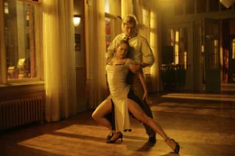 Paulina (Jennifer Lopez, l.); John Clark (Richard Gere, r.)