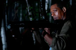 Ranger Henry (Tom Everett Scott) hat seine Zeit als Navy SEAL hinter sich gelassen - bis pl&ouml;tzlich ein Mann namens Clay (Orlando Jones) vor ihm steht, der ihn f&uuml;r den Tod seines Bruders im Irakkrieg verantwortlich macht. Doch als Dealer Xander (Van Damme) im Nationalpark auftaucht, m&uuml;ssen Henry und Clay kooperieren