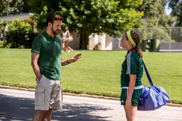 Bradley (Jason Sudeikis), Rachel (Jessi Case).