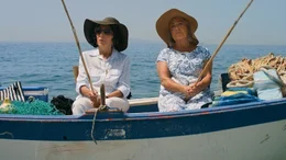 v.li.: Tante Voula (Andrea Martin), Tante Frieda (Maria Vacratsis).