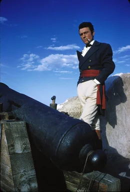 Colonel William Barret Travis (Laurence Harvey)
