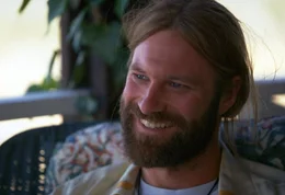 In ihrem neuen Nachbarn George (Aaron Eckhart)  findet  Erin einen guten Freund ...